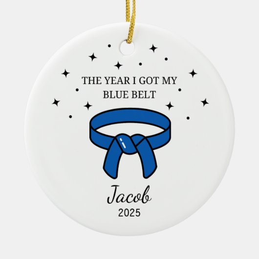 Gepersonaliseerde Karate Blue Belt, Taekwondo Outf Keramisch Ornament (Voorkant)