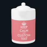 Gepersonaliseerde Keep Calm theepot in aangepaste<br><div class="desc">Gepersonaliseerde Keep Calm theepot in aangepaste kleur. Grappig cadeau-idee voor vrienden en familie die houden van drink thee. Ook geweldig voor de kantoor. Inclusief deksel. Blijf kalm en ga verder met meme. Koraalroze voorbeeld.</div>