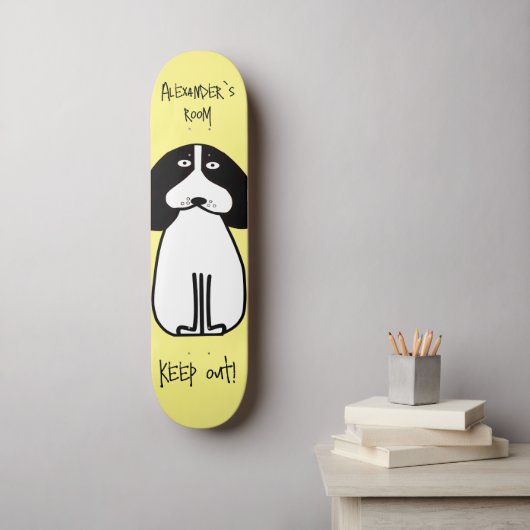 Gepersonaliseerde "Keep Out" Dog Room Sign Persoonlijk Skateboard (Muurkunst)