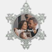Gepersonaliseerde Kerst Familie Aangepaste Fototek Tin Sneeuwvlok Ornament (Voorkant)
