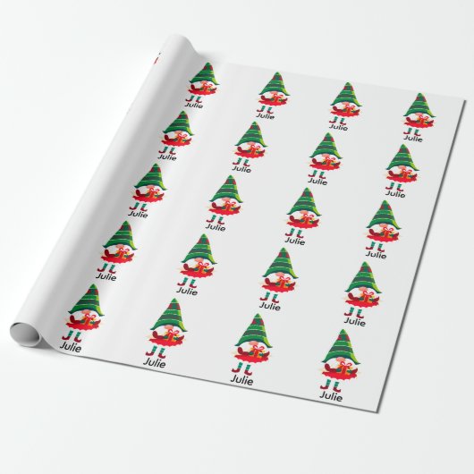 Gepersonaliseerde kerst Gnome met een geschenkdoos Cadeaupapier (Uitgerold)