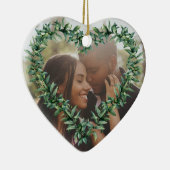 Gepersonaliseerde kerstfoto voor het eerst gehuwd keramisch ornament (Rechts)