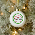 Gepersonaliseerde kerstpanda's keramische bal ornament<br><div class="desc">Dit gepersonaliseerde kerstpanda's ontwerp zal u vullen met feestvreugde. Je kunt alle tekst personaliseren om iets anders te zeggen als je wilt,  of je kunt het houden alsof je het origineel bewondert. Prettige feestdagen NL!</div>