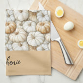 Gepersonaliseerde keukenpompoenen theedoek (Quarter Fold)