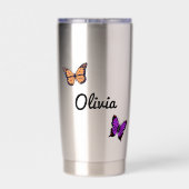 Gepersonaliseerde kikker met bloemen op Lilypad Geïsoleerde Drinkbeker (Achterkant)