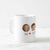 Gepersonaliseerde Kinder foto Mok met namen en har (Voorkant links)