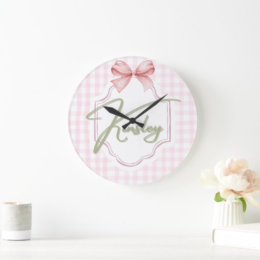 Gepersonaliseerde Kinsley Baby Girl Nursery Bow &  Grote Klok (Huis)