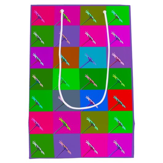 Gepersonaliseerde kleurrijke madeliefjes Floral Ar Medium Cadeauzakje (Achterkant)