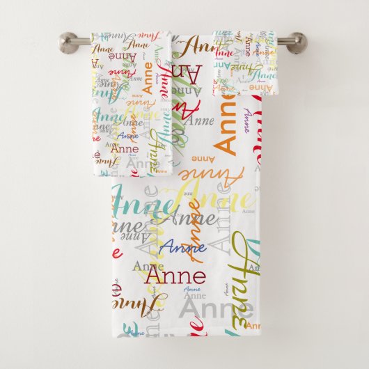 Gepersonaliseerde kleurrijke namen gestempeld allo bad handdoek (Insitu)