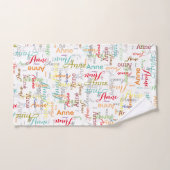 Gepersonaliseerde kleurrijke namen gestempeld allo bad handdoek (Handdoek)