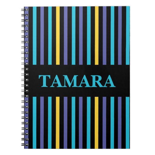 Gepersonaliseerde kleurrijke strepen patroon notitieboek (Voorkant)