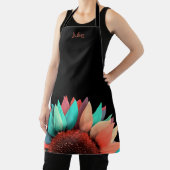 Gepersonaliseerde kleurrijke zonnebloem op zwart schort (Insitu)