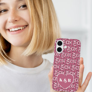 Gepersonaliseerde knuffels Kusjes XOXO Roze iPhone 16 Hoesje