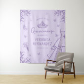 Gepersonaliseerde Lavendel Quinceañera foto achter Wandkleed (In situ)