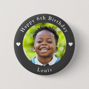 Gepersonaliseerde leeftijd, foto en naam verjaarda ronde button 5,7 cm