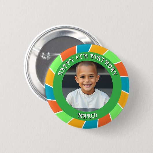 Gepersonaliseerde leeftijd, naam en foto verjaarda ronde button 5,7 cm (Voorkant /achterkant)