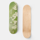 Gepersonaliseerde Lente Groene Witte Bloemen Bloei Persoonlijk Skateboard (Voorkant)