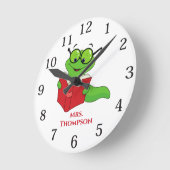 Gepersonaliseerde leraar boekenwurm ronde klok (Hoek)