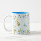 Gepersonaliseerde Lichtblauwe Waterverf Bloemengou Tweekleurige Koffiemok (Links)