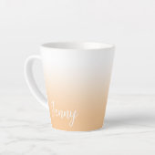 Gepersonaliseerde lichte Peach Ombre Latte Mok (Linkerhoek)