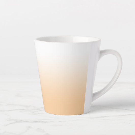 Gepersonaliseerde lichte Peach Ombre Latte Mok (Rechts)