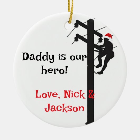 Gepersonaliseerde Lineman "Papa is onze held" Kers Keramisch Ornament (Voorkant)