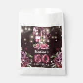 Gepersonaliseerde magenta wijn 60e verjaardag bedankzakje (Voorkant)