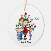 Gepersonaliseerde mama, papa, twee meisjes keramisch ornament (Links)