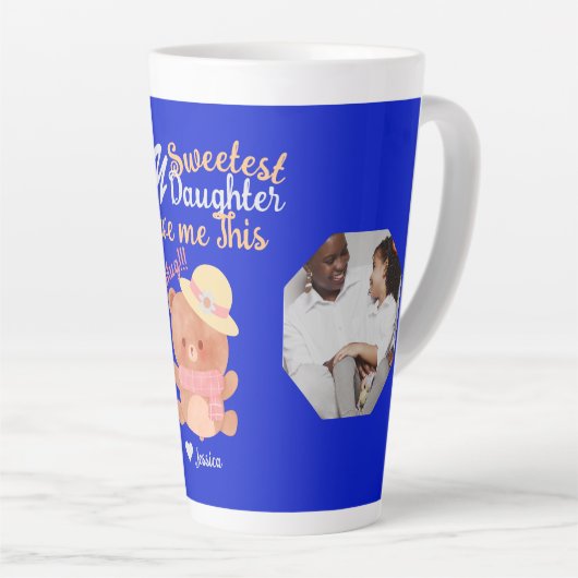 Gepersonaliseerde Mama & Zoetste Dochter Namen Fot Latte Mok (Rechterhoek)