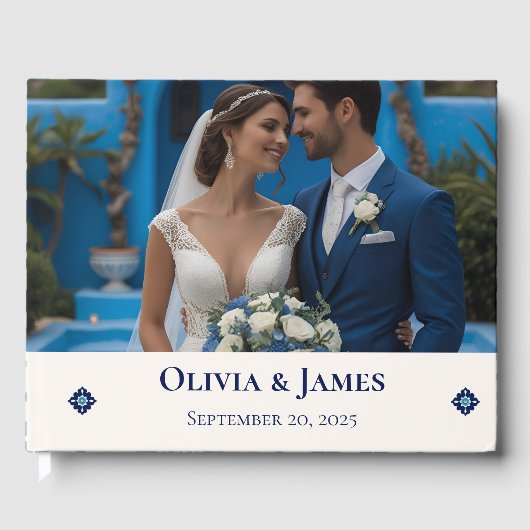 Gepersonaliseerde Mediterraan Blauw Tegel bruiloft Gastenboek (Voorkant)