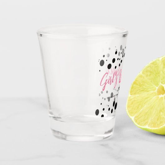 Gepersonaliseerde Meisjes Weekend Pink Dotted Shot Glas (Links)