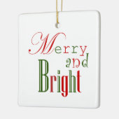 Gepersonaliseerde "Merry and Bright" Groene Kerst Keramisch Ornament (Links)