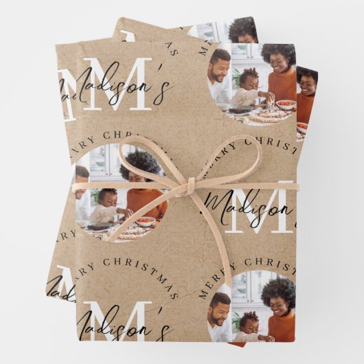 Gepersonaliseerde Merry Christmas Kraft Monogram F Inpakpapier Vel (In situ)
