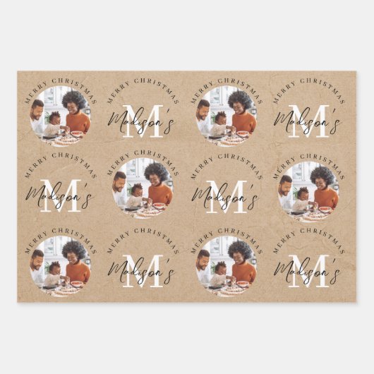 Gepersonaliseerde Merry Christmas Kraft Monogram F Inpakpapier Vel (Voorkant)