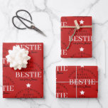 Gepersonaliseerde Merry Christmas Red Monogram Bes Inpakpapier Vel<br><div class="desc">Een gepersonaliseerd "Merry Christmas" monogram ontwerp met een Kerstmis een rode achtergrond perfect voor uw beste vriend. Een ideaal feestelijk ontwerp op maat voor het vakantieseizoen. Pas het monogram aan en maak het uw eigen!</div>