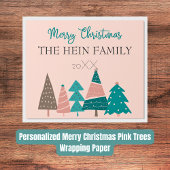 Gepersonaliseerde Merry-kerstroze bomen Cadeaupapier