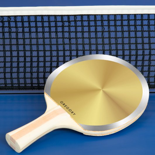 Gepersonaliseerde metalen zilver en goud monogram tafeltennisbatje (Insitu)