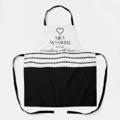 Gepersonaliseerde mevrouw Koken met Liefde Zwart Schort (Voorkant)