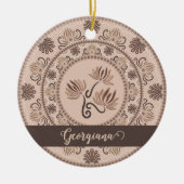 Gepersonaliseerde Mocha Rococo Revival Dot Mandala Keramisch Ornament (Voorkant)