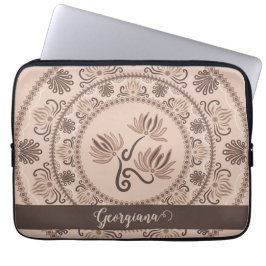 Gepersonaliseerde Mocha Rococo Revival Dot Mandala Laptop Sleeve