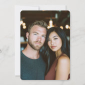 Gepersonaliseerde moderne bos groene foto bruiloft save the date (Achterkant)