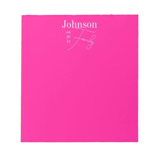 Gepersonaliseerde moderne familienaam Hot Pink Notitieblok (Voorkant)
