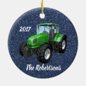 Gepersonaliseerde Moderne Groene Tractor op Blauw Keramisch Ornament (Achterkant)