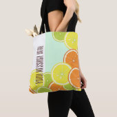 Gepersonaliseerde moderne mint-groene citrusvrucht tote bag (Dichtbij)