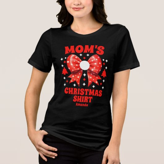 Gepersonaliseerde Mom's Christmas Red Bow Shirt (Voorkant)