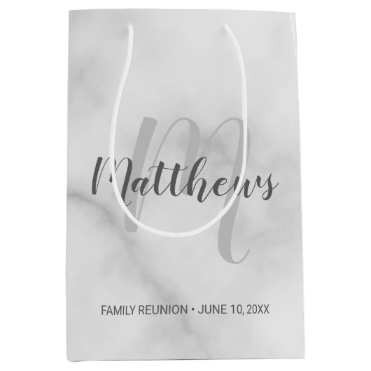 Gepersonaliseerde monogram- en familienaam marmer medium cadeauzakje (Voorkant)