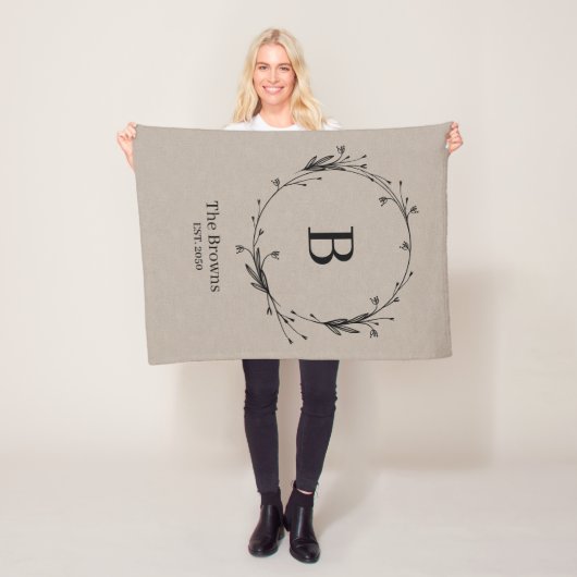 Gepersonaliseerde Monogram Familienaam Rustiek Lin Fleece Deken (In situ)