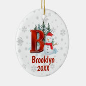 Gepersonaliseerde Monogram Letter B Snowman Keramisch Ornament (Rechts)