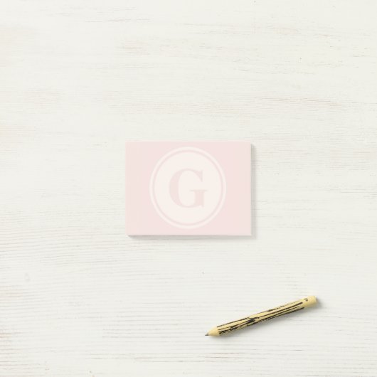 gepersonaliseerde monogram perzikbiljetten na de u post-it® notes (Op bureau)