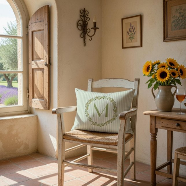 Gepersonaliseerde Monogram Sage Groene Strepen & O Accent Kussen (Creator heeft geüpload)